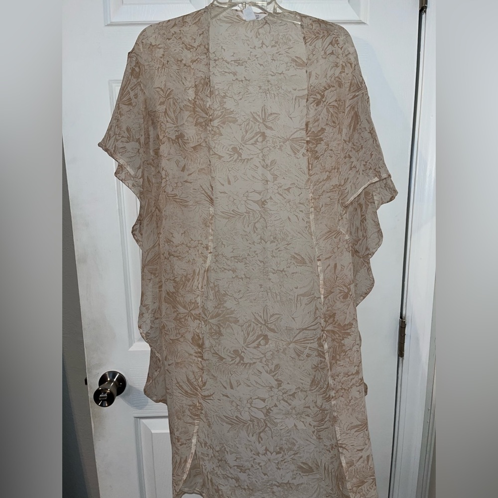 Women’s kimono type top